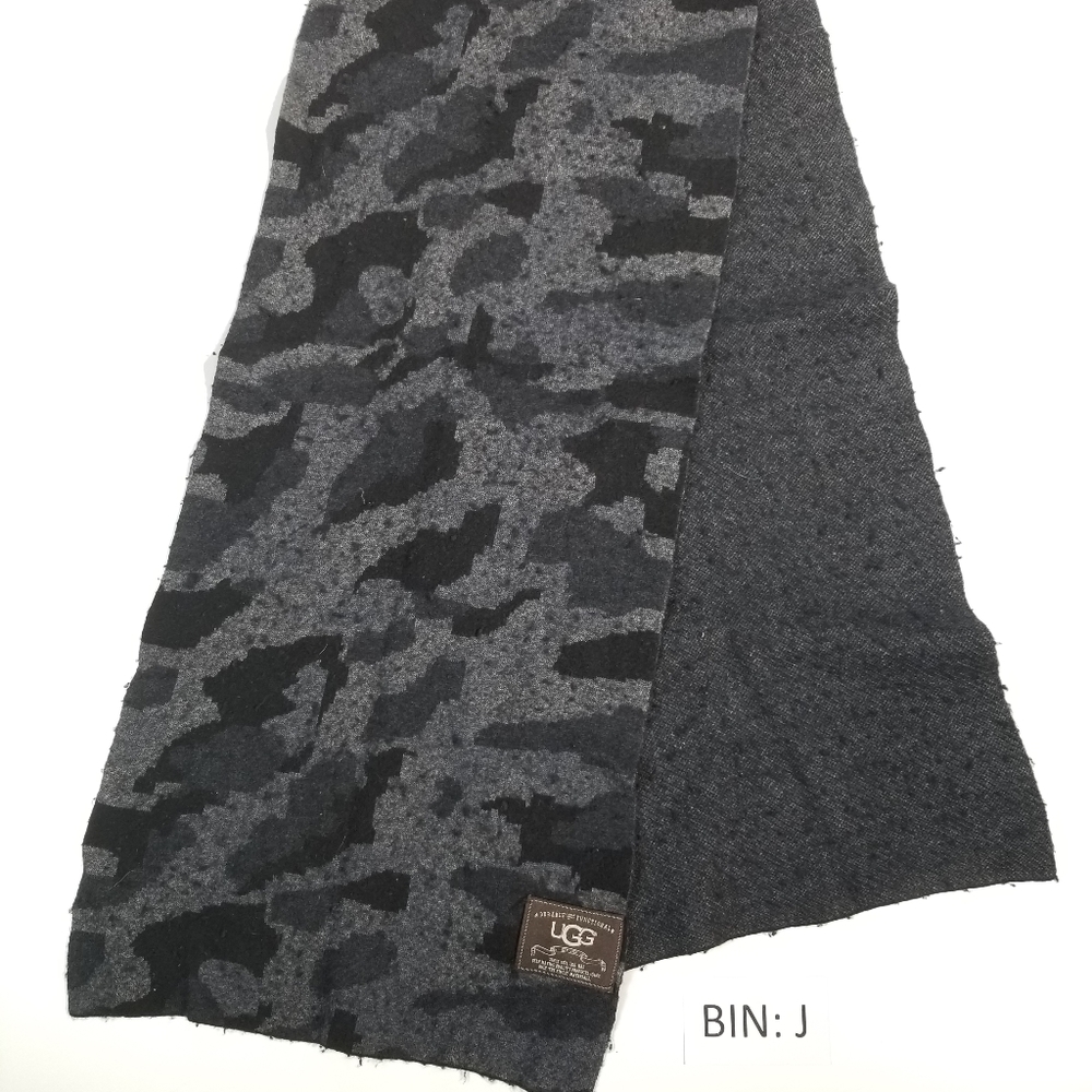 UGG Unisex Textured Wool Scarf Black & Gray :J